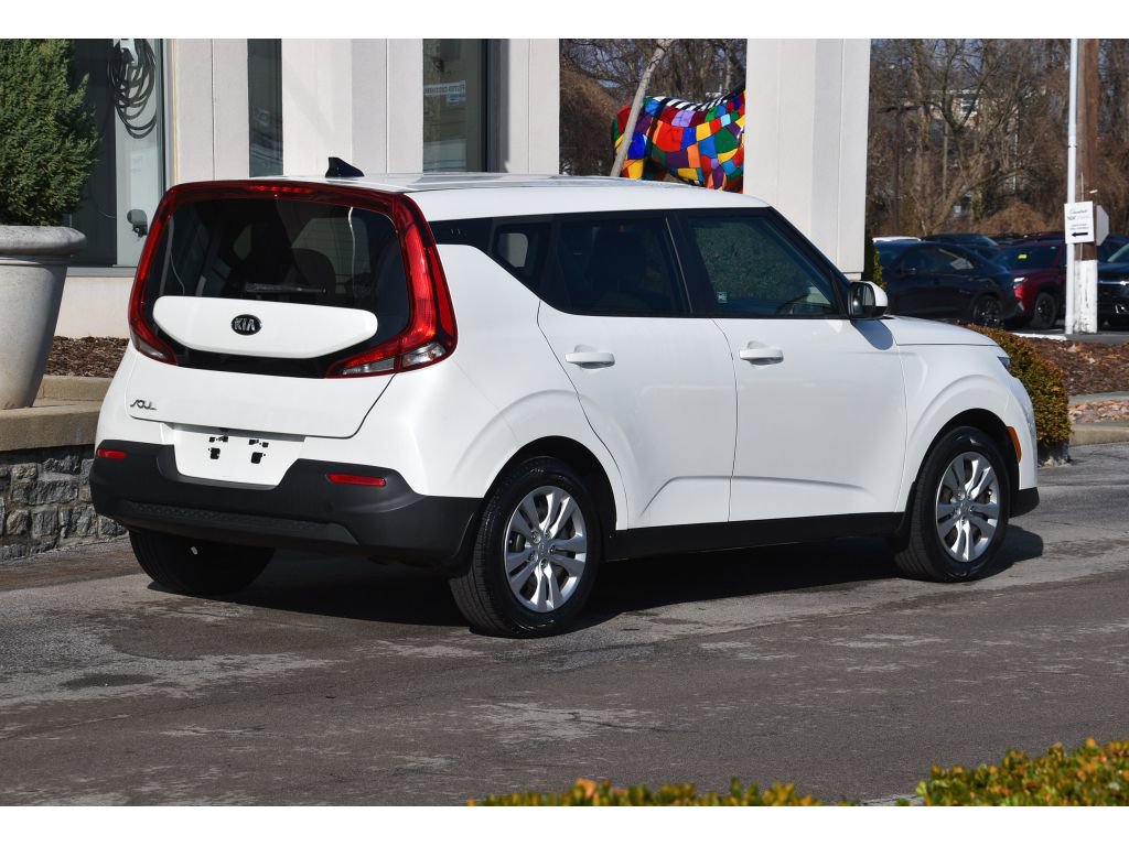 Used 2020 Kia Soul LX image 4