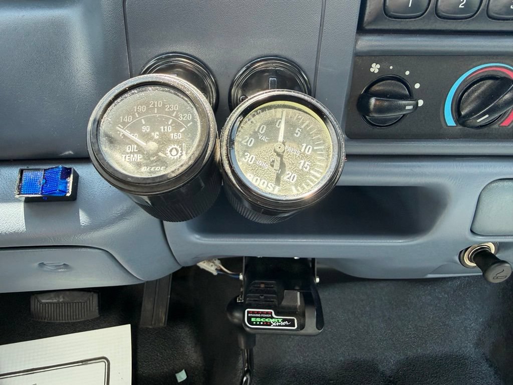Used 1999 Ford F350 4x4 SuperCab DRW Super Duty image 17