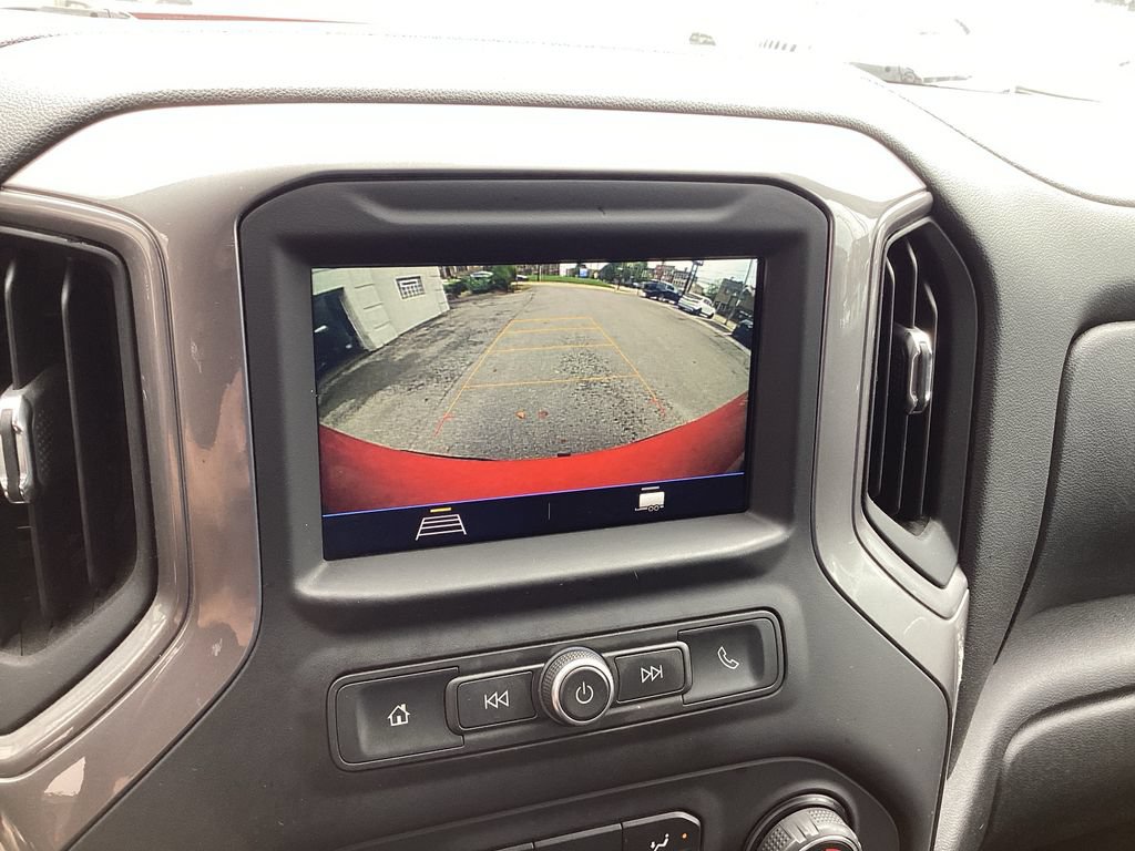 Used 2019 Chevrolet Silverado 1500 Custom w/ Custom Value Package AWD/4WD image 31