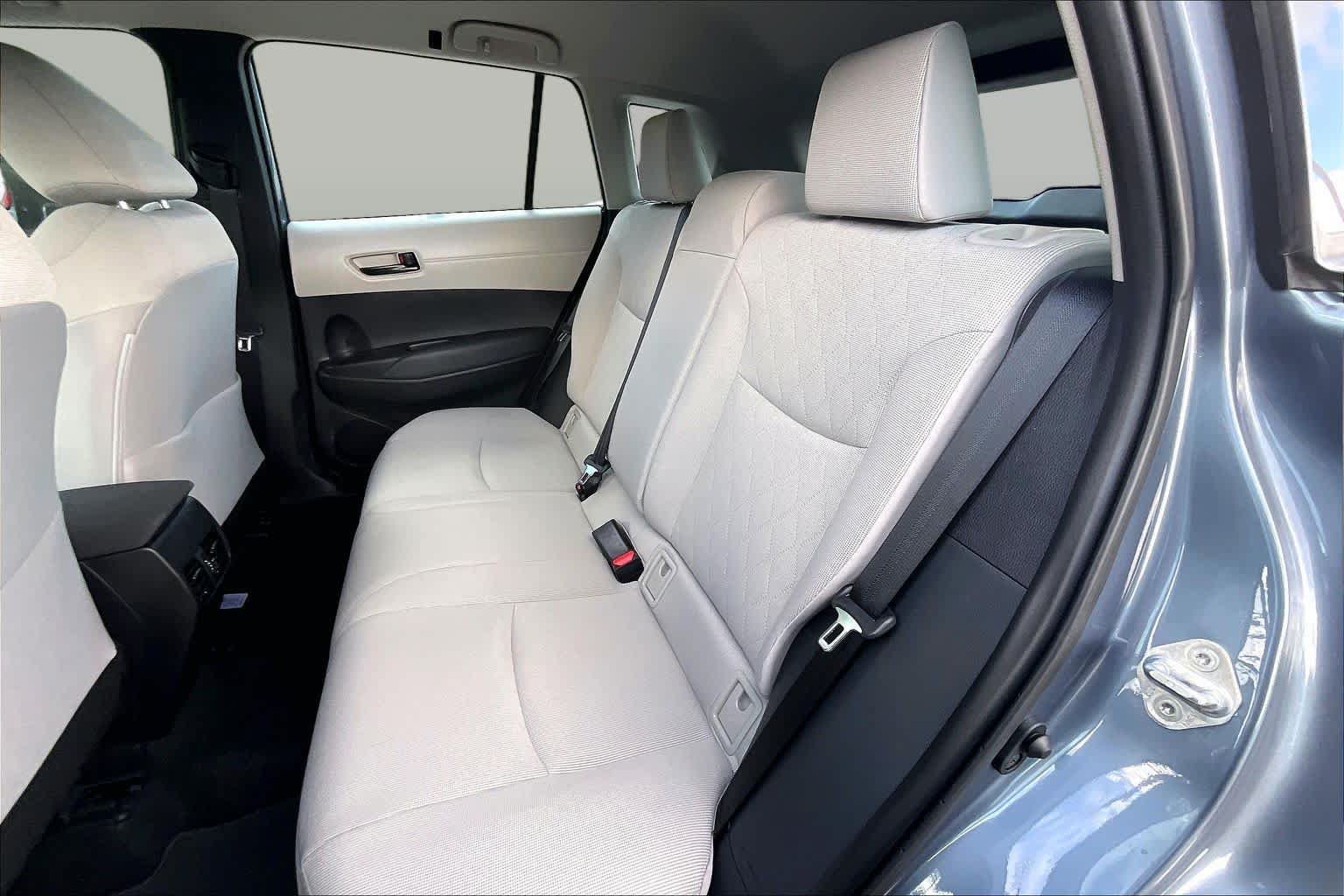 Used 2025 Toyota Corolla Cross L FWD image 20