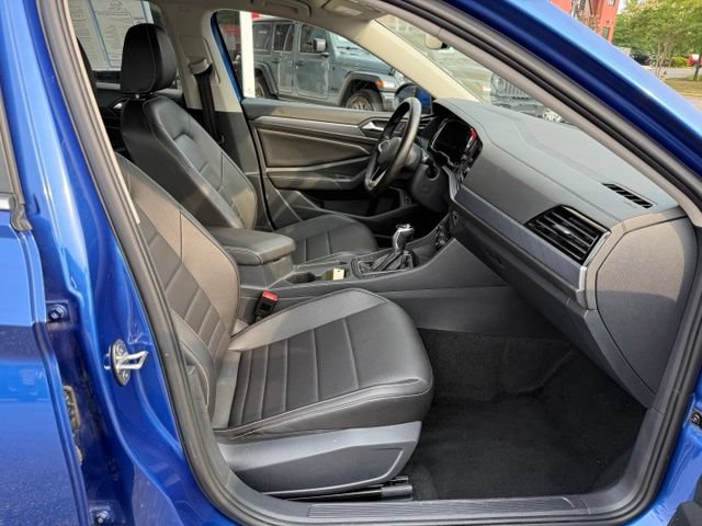 Used 2024 Volkswagen Jetta SE FWD image 24