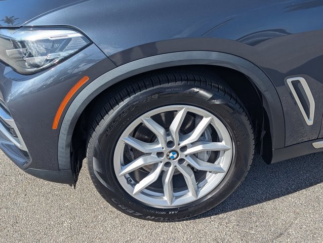 Used 2021 BMW X5 xDrive40i w/ Premium Package AWD/4WD image 25