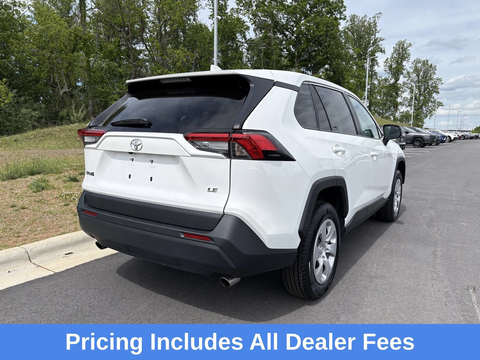 Used 2024 Toyota RAV4 LE FWD image 16