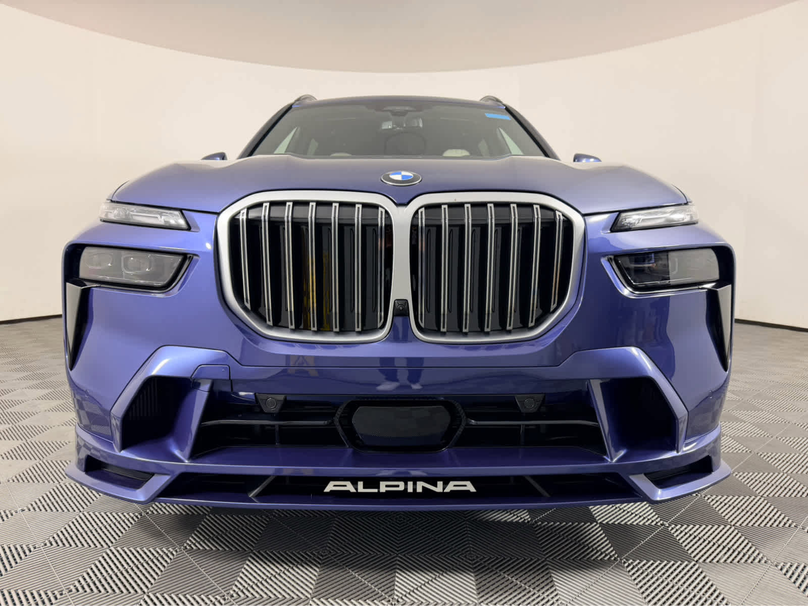 New 2026 BMW ALPINA XB7 image 12