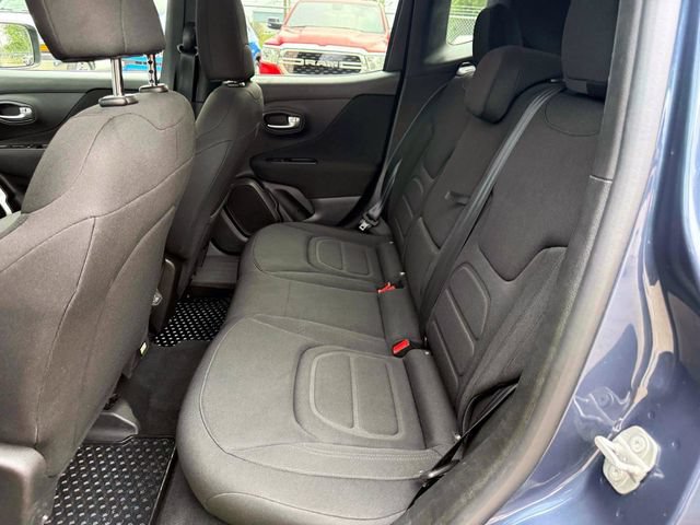 Certified 2021 Jeep Renegade Latitude w/ Convenience Group AWD/4WD image 12