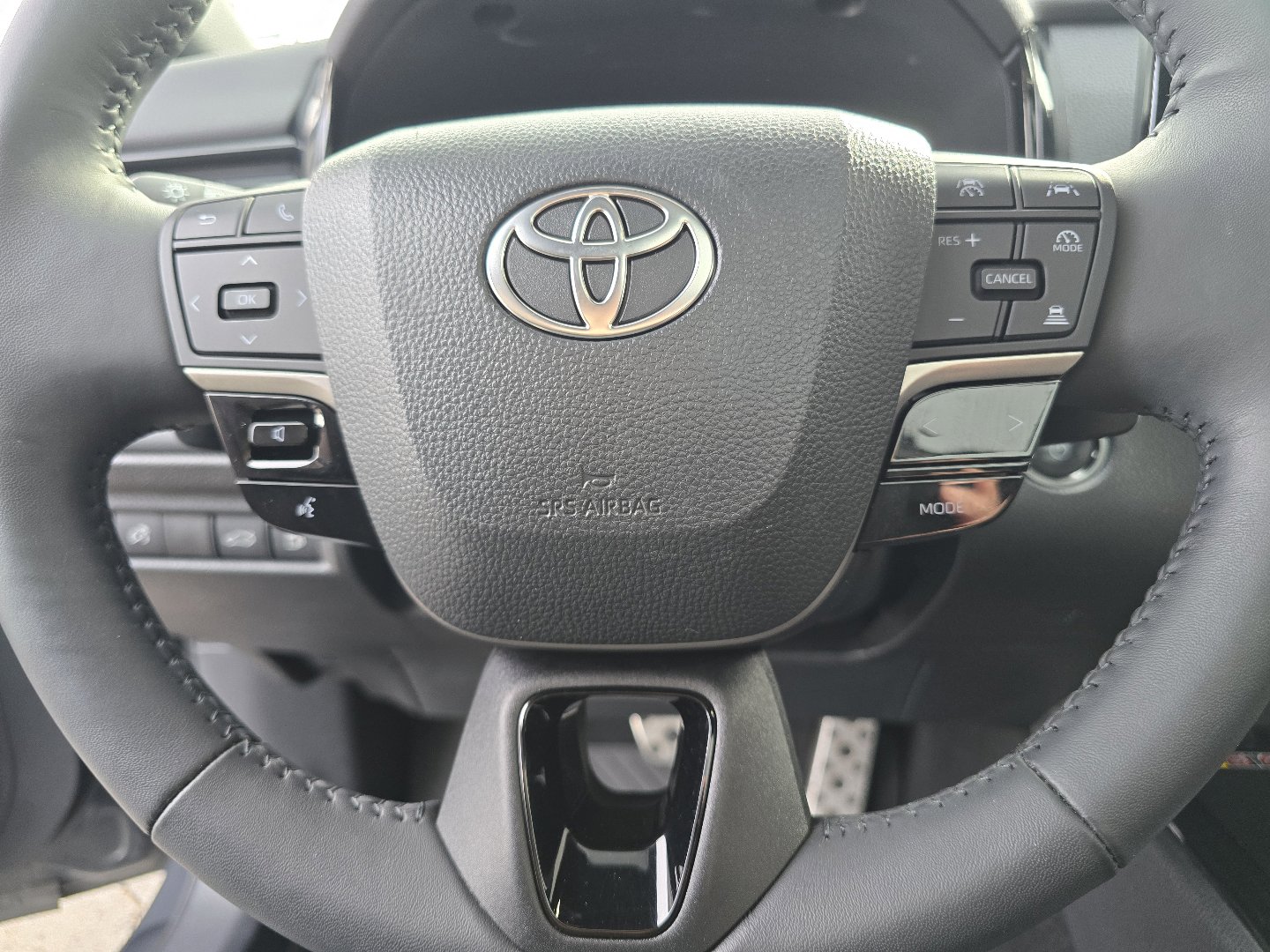 Used 2025 Toyota Camry XSE image 37