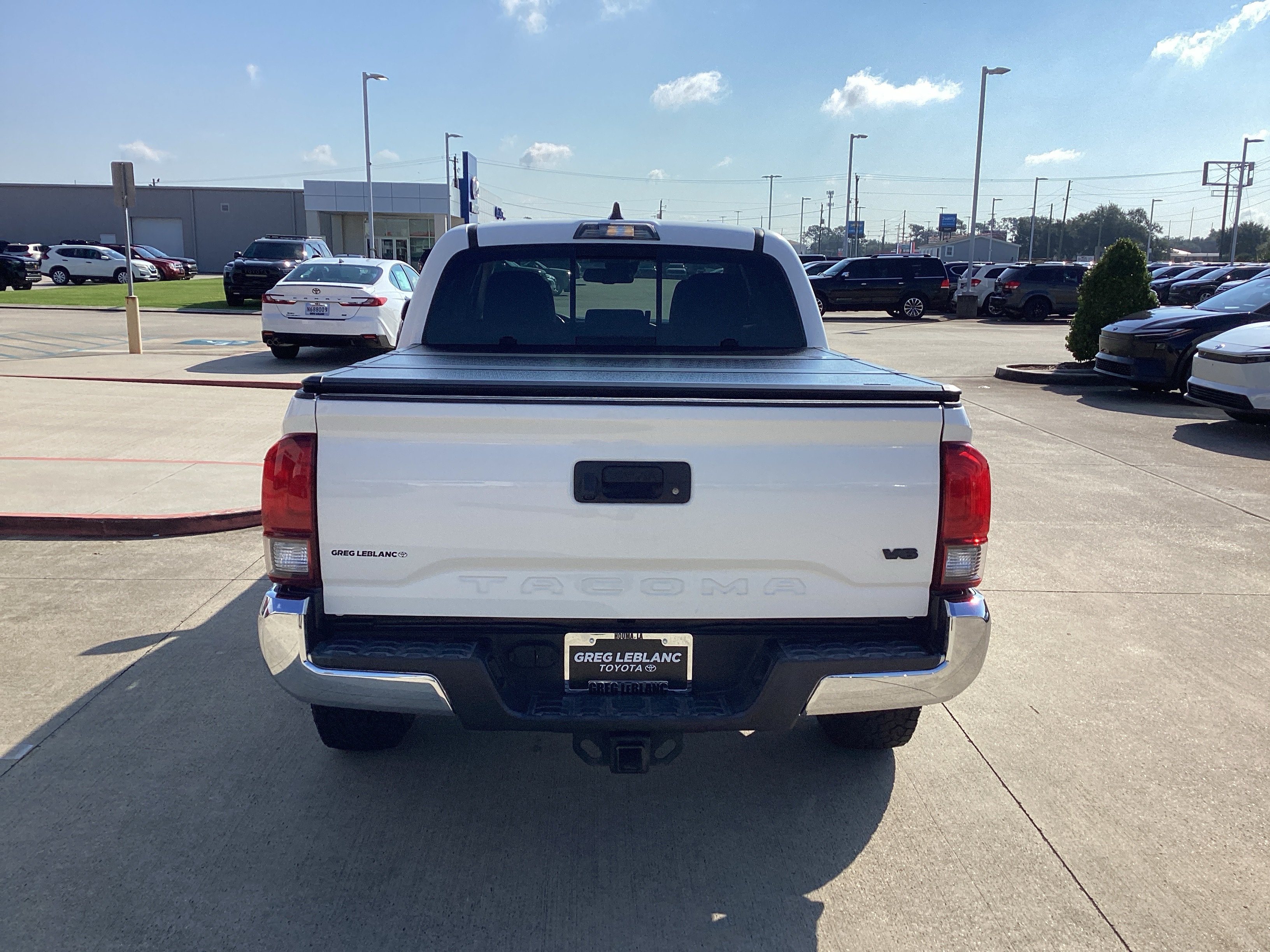 Used 2021 Toyota Tacoma SR5 RWD image 6