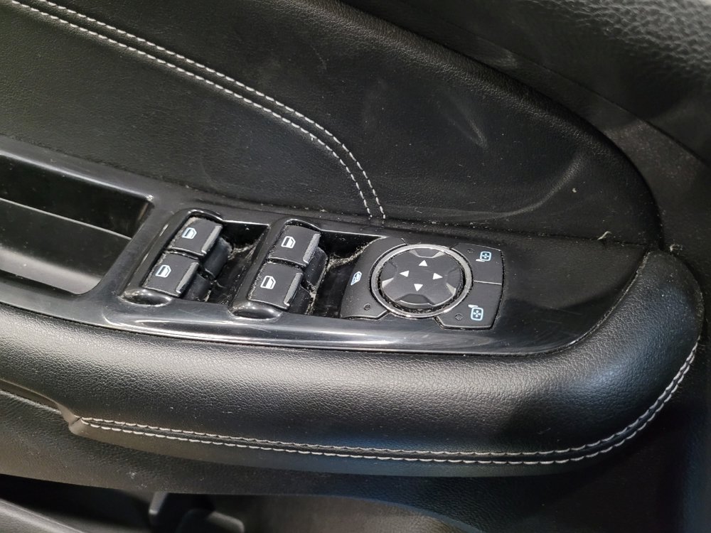 Used 2020 Ford Edge Titanium AWD/4WD image 27