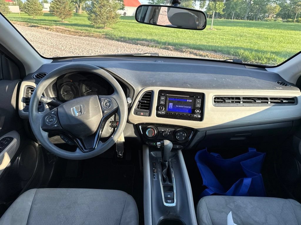 Used 2022 Honda HR-V LX image 17