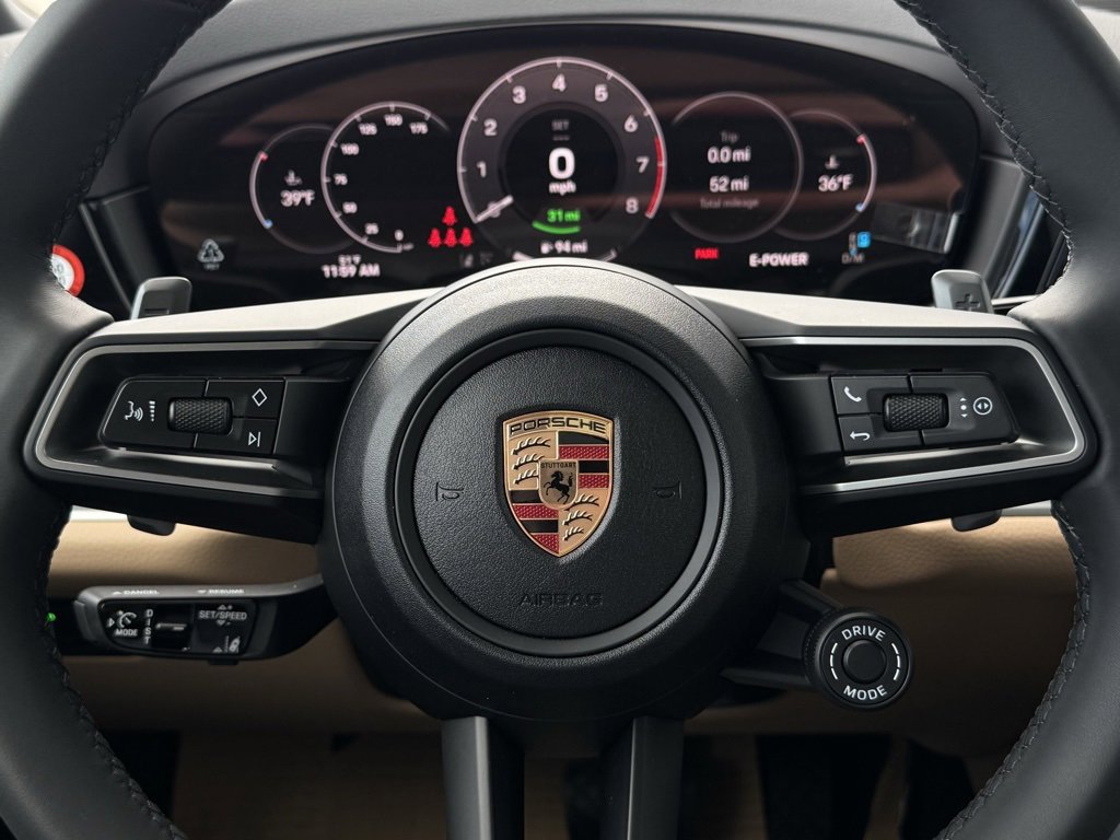 New 2025 Porsche Cayenne E-Hybrid image 6