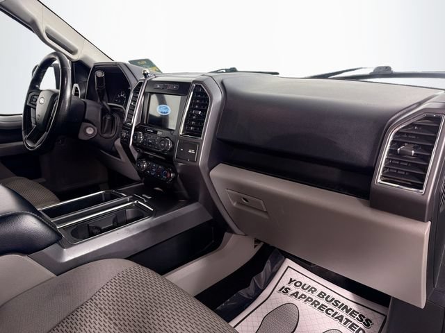 Used 2016 Ford F150 XLT w/ Equipment Group 302A Luxury AWD/4WD image 28