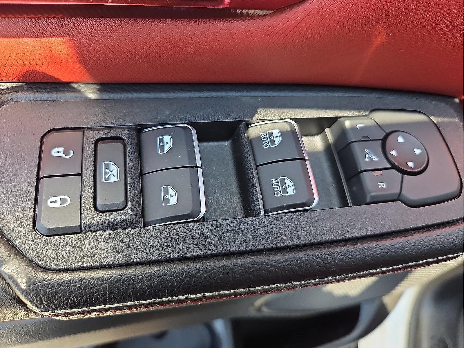 Used 2025 RAM 1500 Rebel w/ Rebel Level 1 Equipment Group AWD/4WD image 19