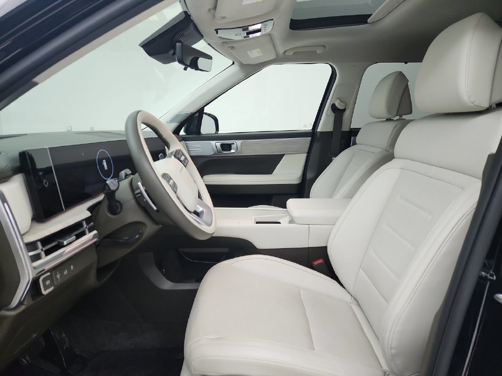Used 2024 Hyundai Santa Fe Calligraphy AWD/4WD image 19