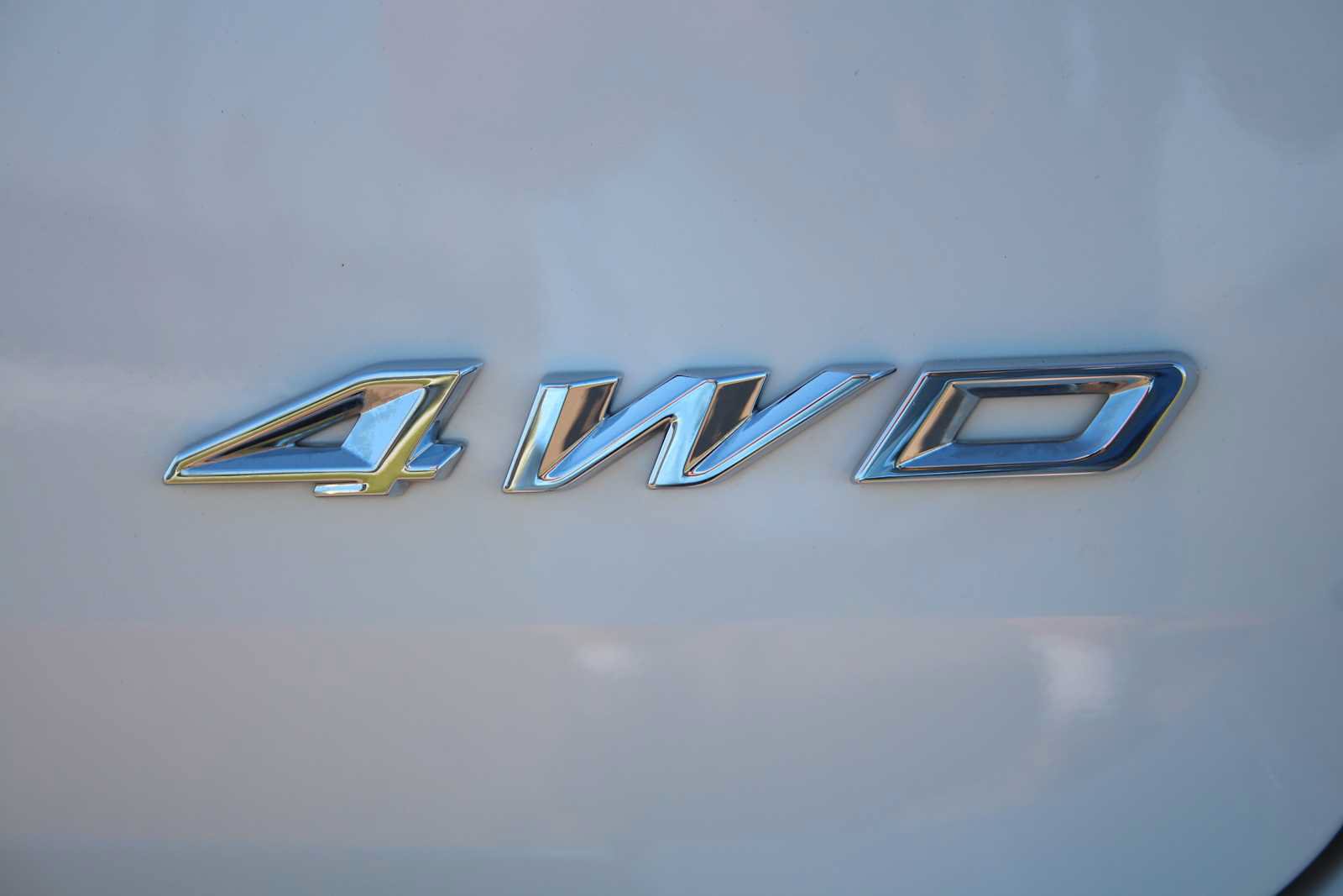 Used 2023 Ford Explorer Limited w/ Limited Technology Package AWD/4WD image 12