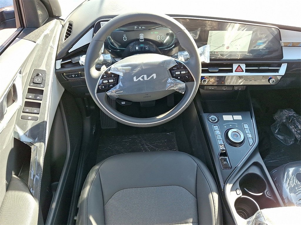 New 2025 Kia Niro EX image 7
