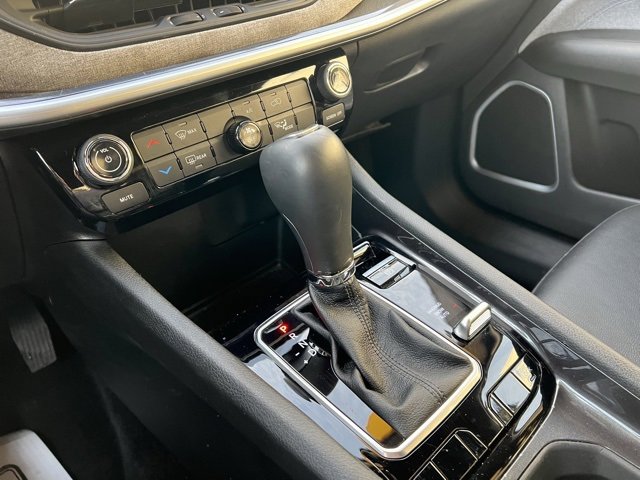 Used 2025 Jeep Compass Latitude image 39