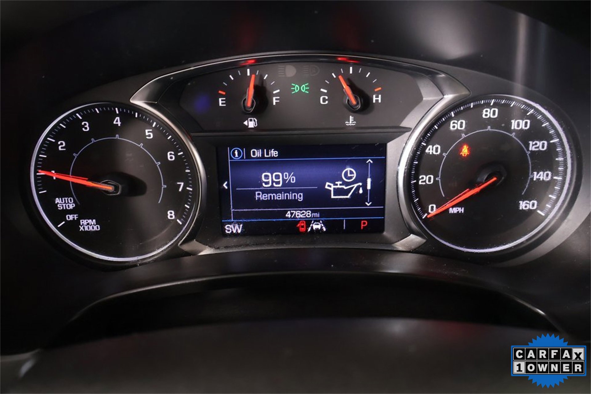 Used 2023 GMC Terrain SLE w/ Elevation Edition image 4