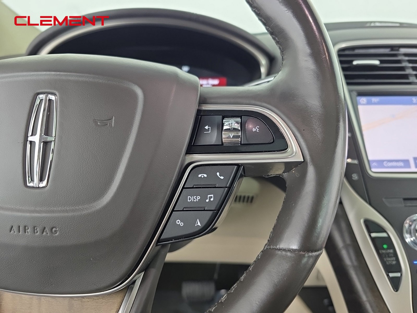 Used 2020 Lincoln Nautilus Reserve image 12