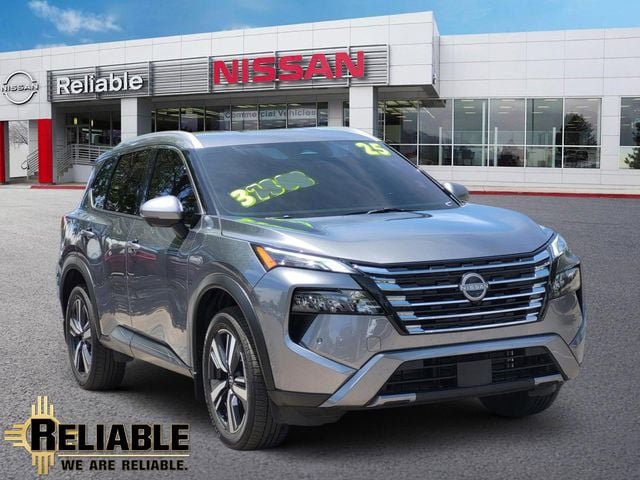 Certified 2025 Nissan Rogue SL AWD/4WD image 1
