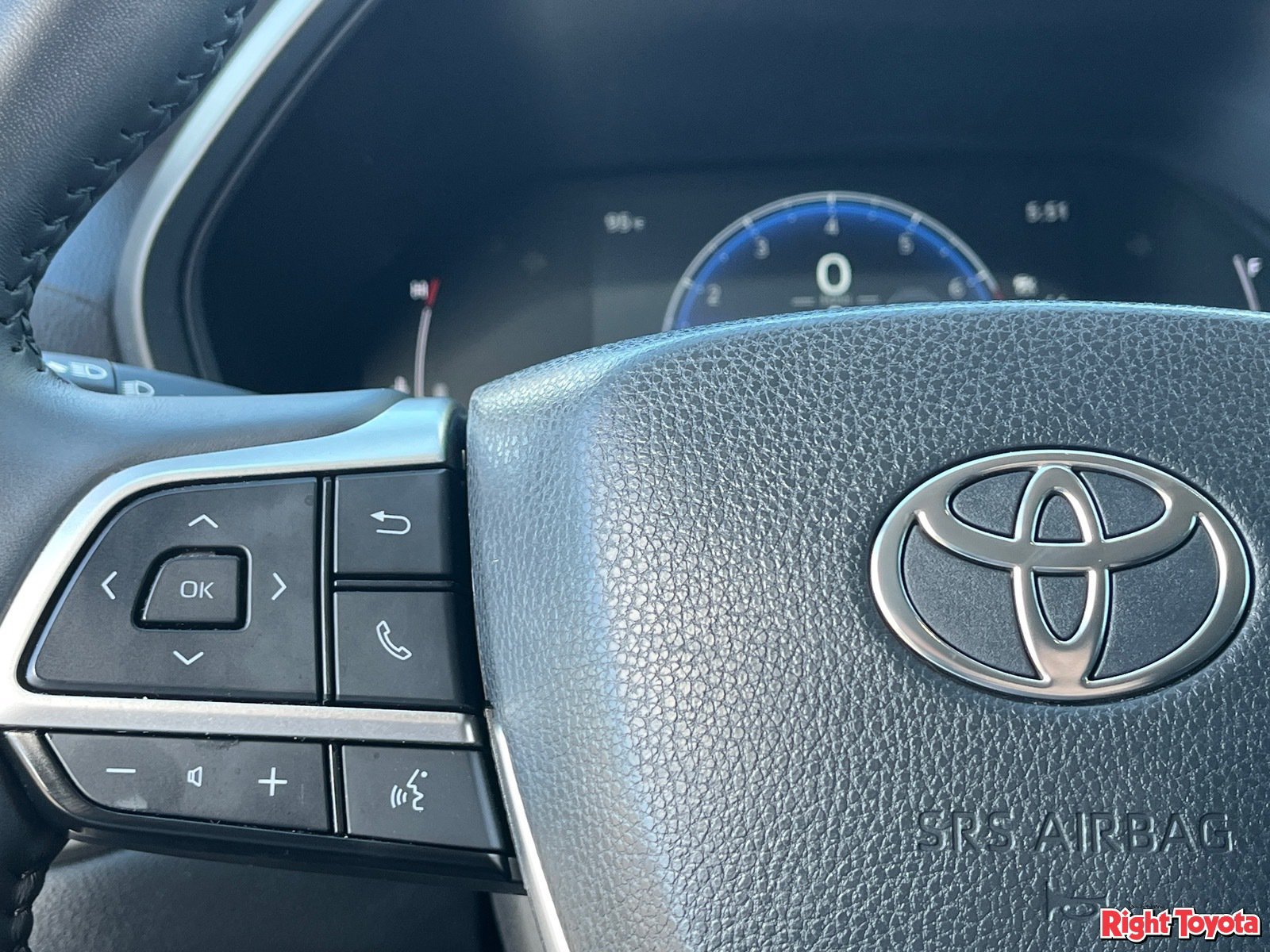 Certified 2024 Toyota Grand Highlander FWD image 23