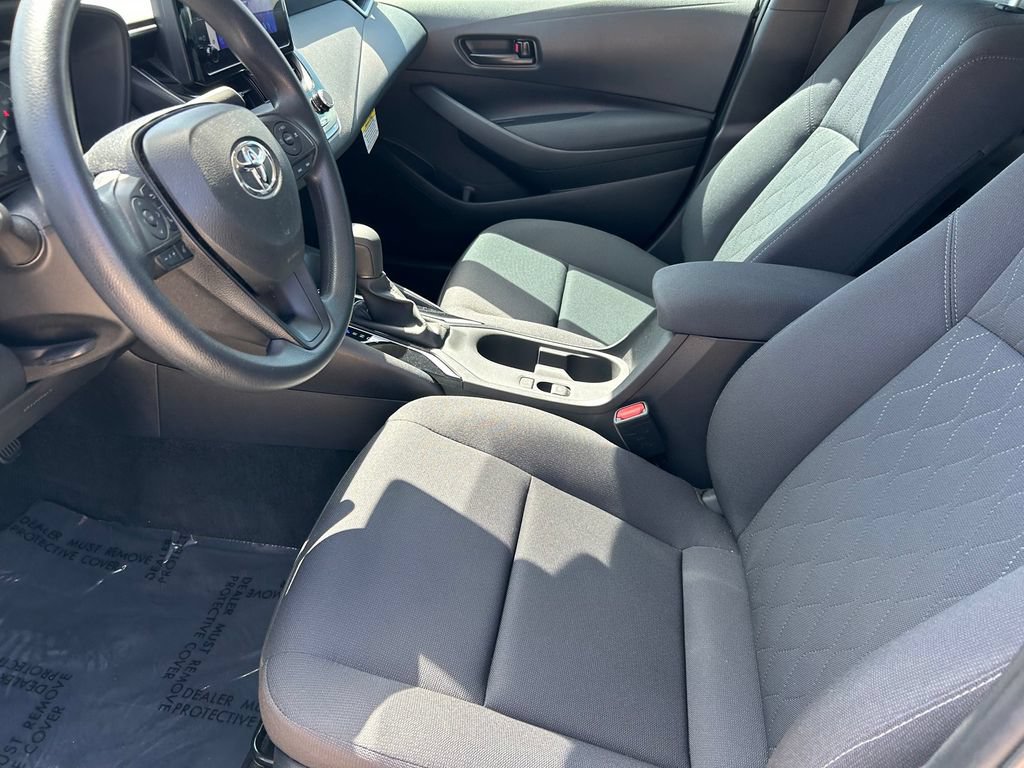 Used 2024 Toyota Corolla LE FWD image 11