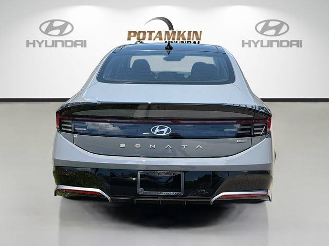 New 2026 Hyundai Sonata SEL FWD image 6