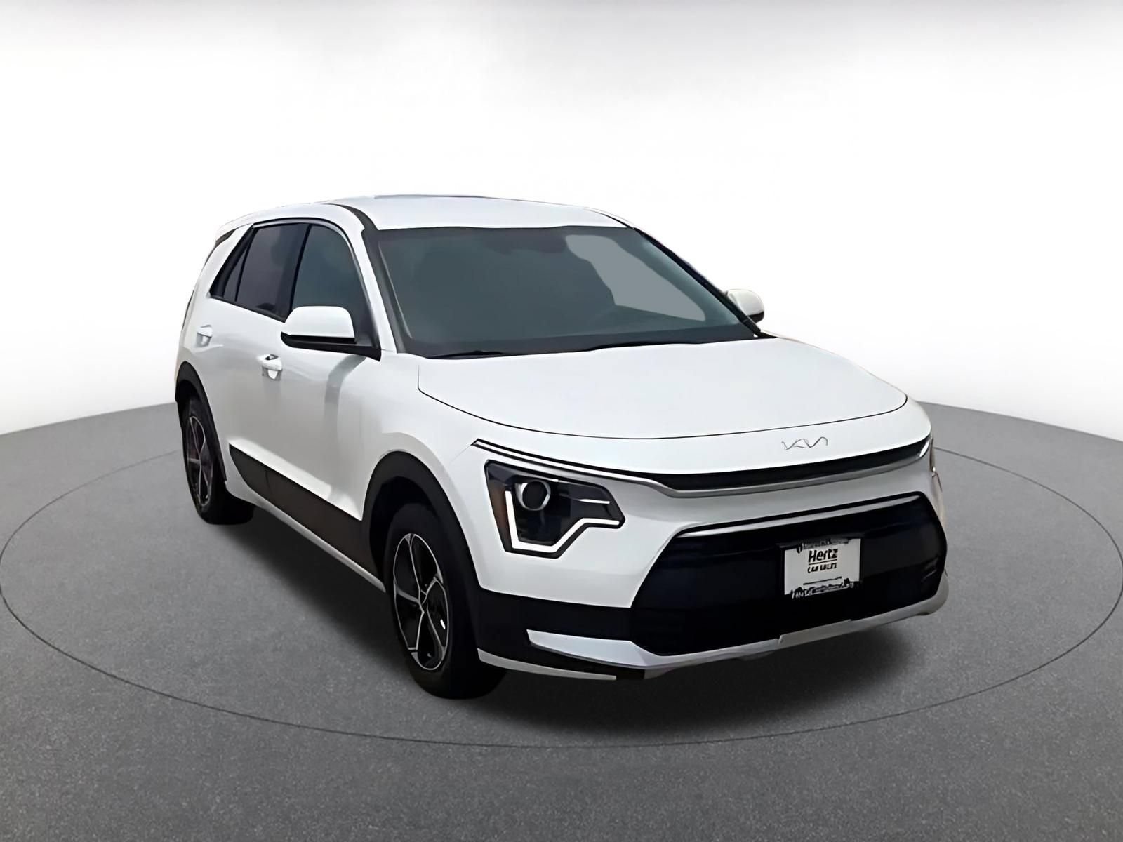 Used 2026 Kia Niro LX FWD image 3