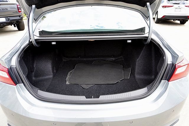 Used 2025 Chevrolet Malibu RS FWD image 20