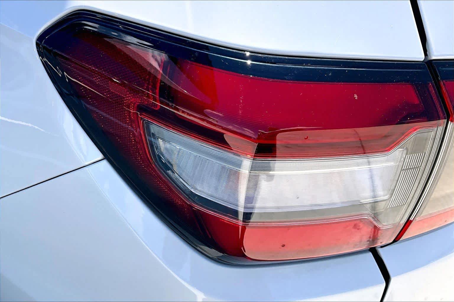 Used 2024 Honda Pilot Touring image 28