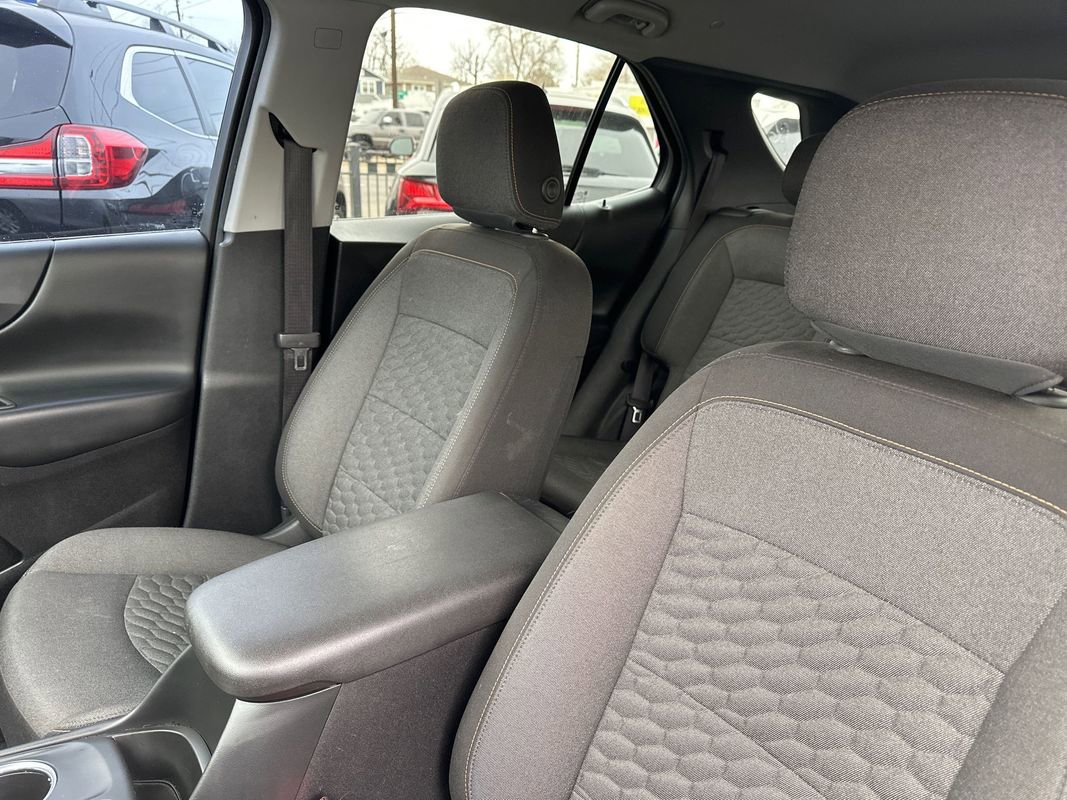 Used 2018 Chevrolet Equinox LT AWD/4WD image 22
