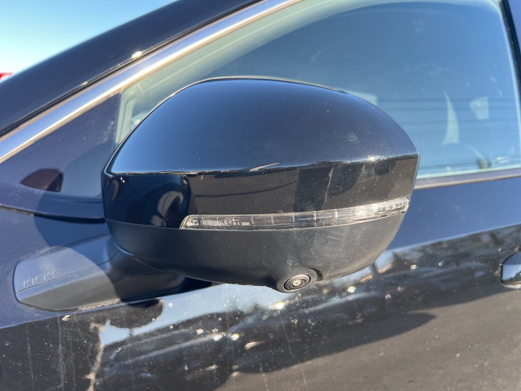 New 2026 Nissan Kicks SR w/ Cold Weather Package AWD/4WD image 10