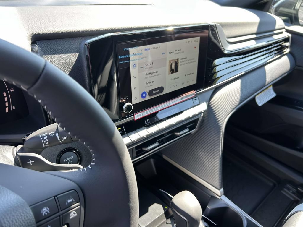 New 2026 Toyota Camry Hybrid FWD image 20