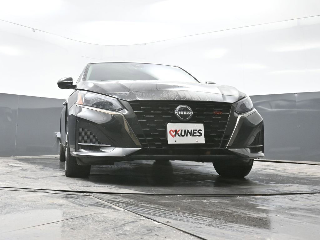 Used 2024 Nissan Altima 2.5 SR image 28