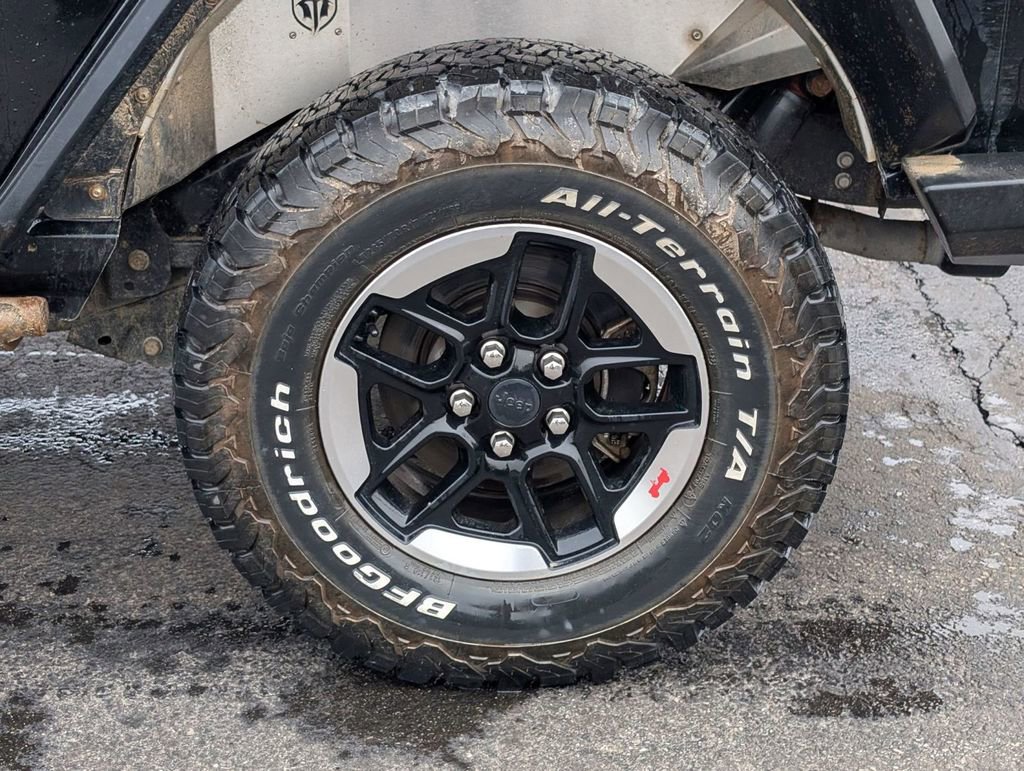 Used 2020 Jeep Wrangler Unlimited Rubicon w/ Steel Bumper Group image 14