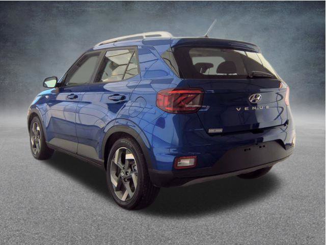 Used 2025 Hyundai Venue SEL FWD image 9