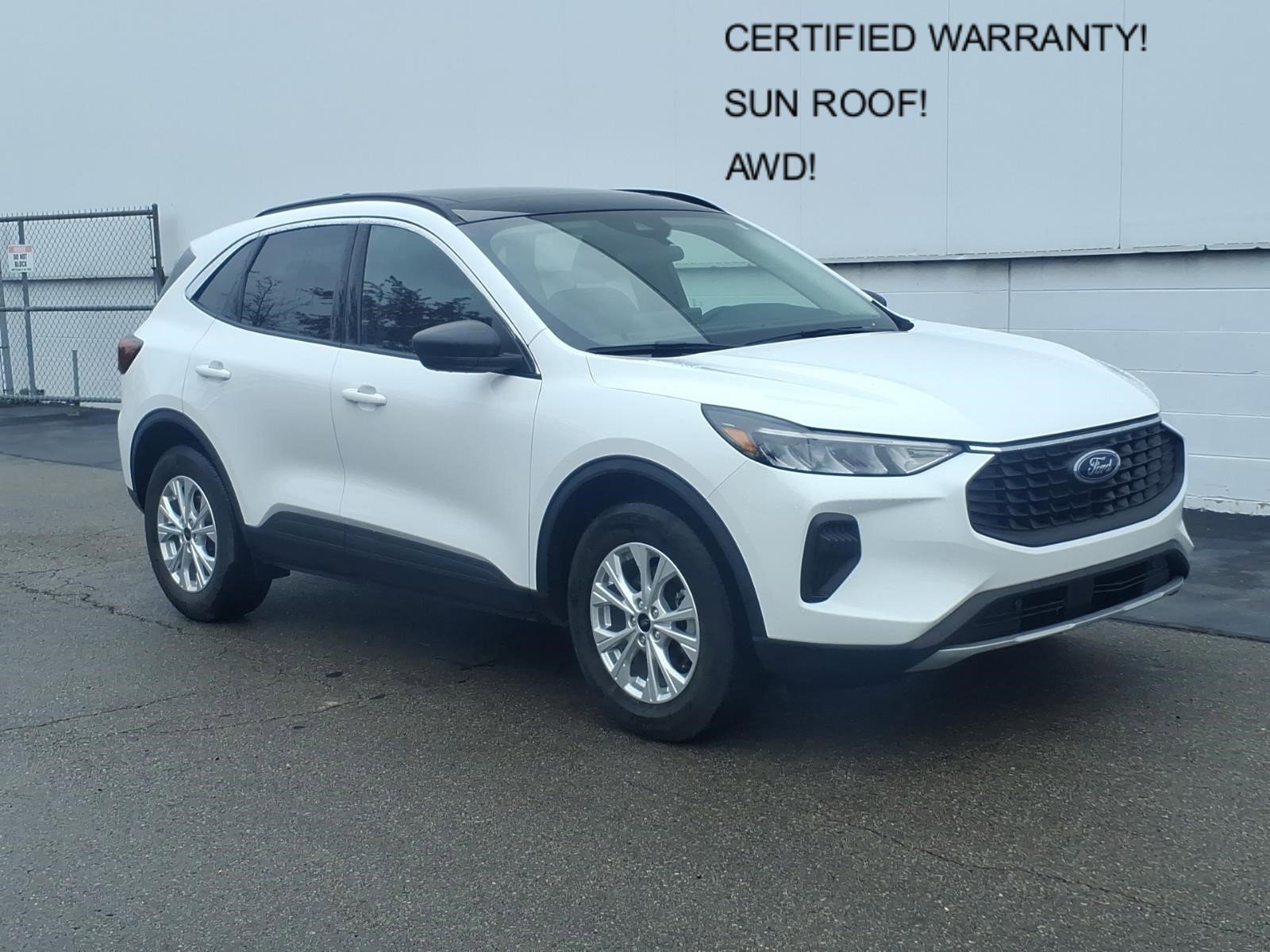 Certified 2024 Ford Escape Active w/ Tech Pack #1 AWD/4WD image 1