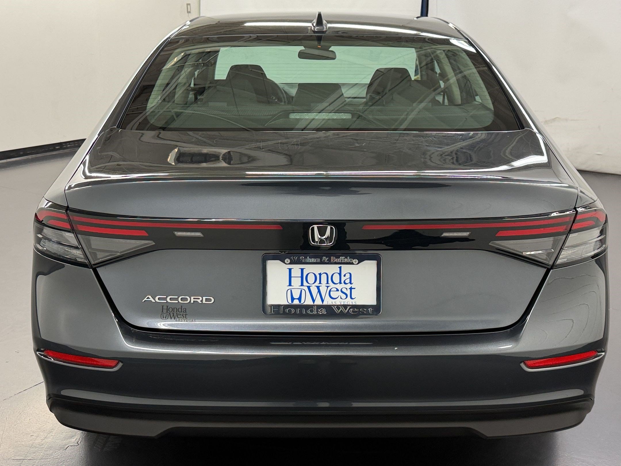 Used 2023 Honda Accord LX image 10