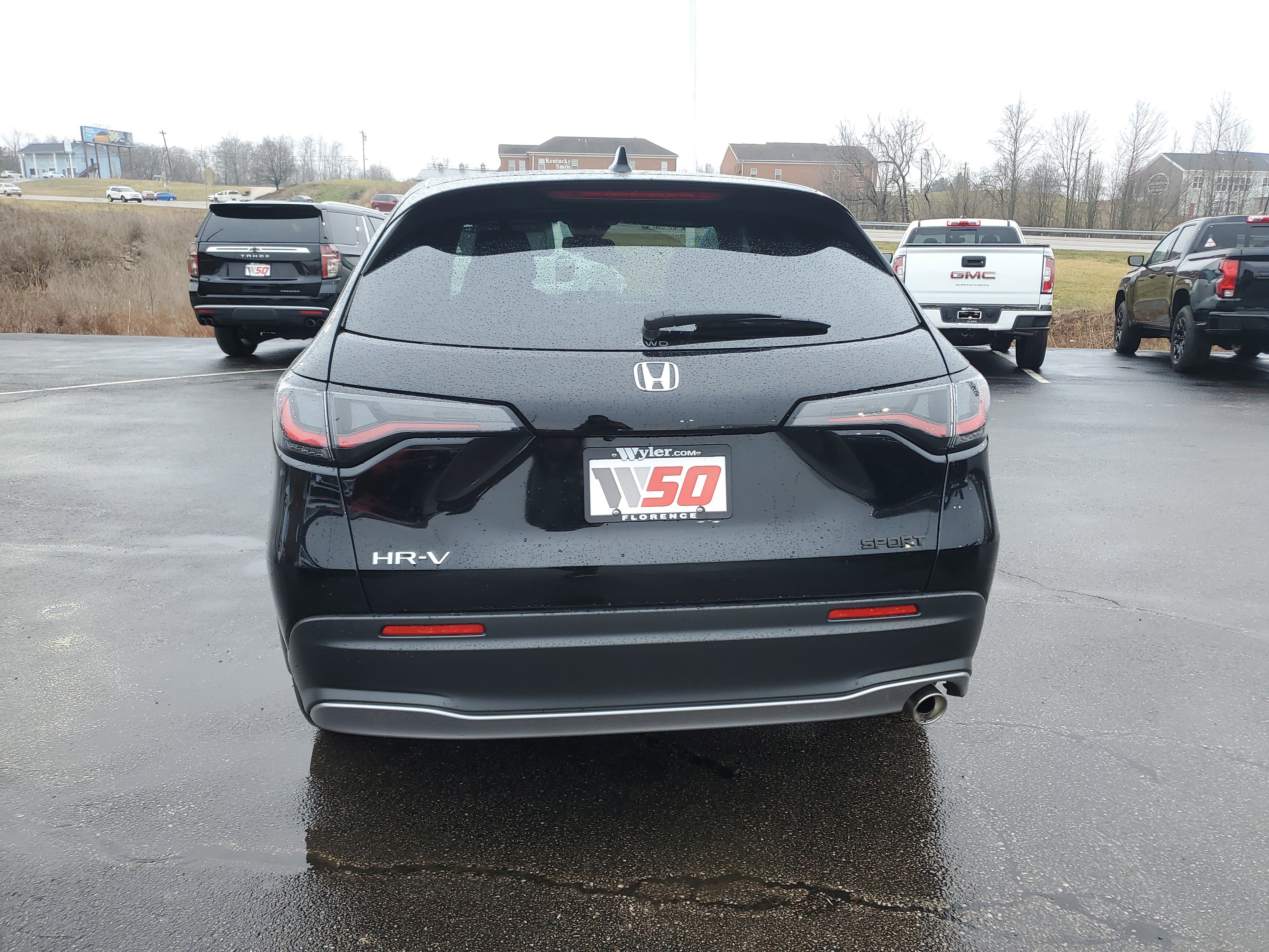 Used 2025 Honda HR-V Sport image 5