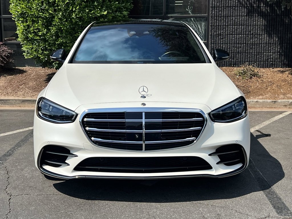 Used 2023 Mercedes-Benz S 580 4MATIC Sedan w/ AMG Line image 3