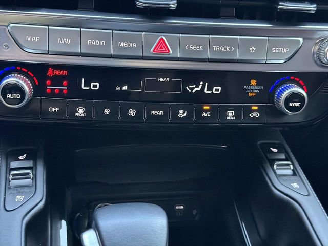 Used 2024 Kia Telluride SX w/ Towing Package FWD image 21