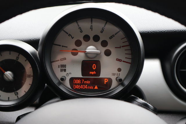 Used 2014 MINI Cooper Roadster FWD image 8