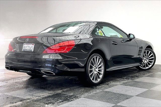 Used 2019 Mercedes-Benz SL 550 image 13