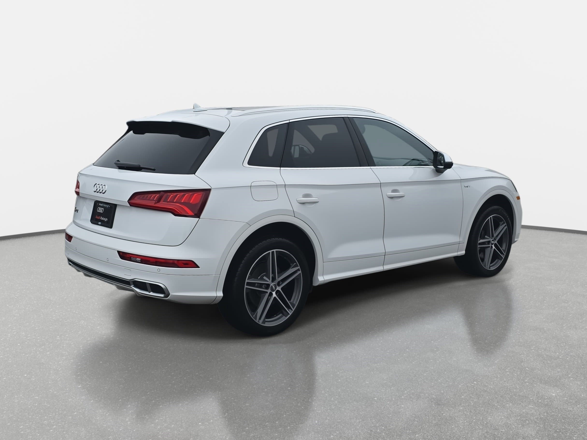 Used 2018 Audi SQ5 Premium Plus image 5