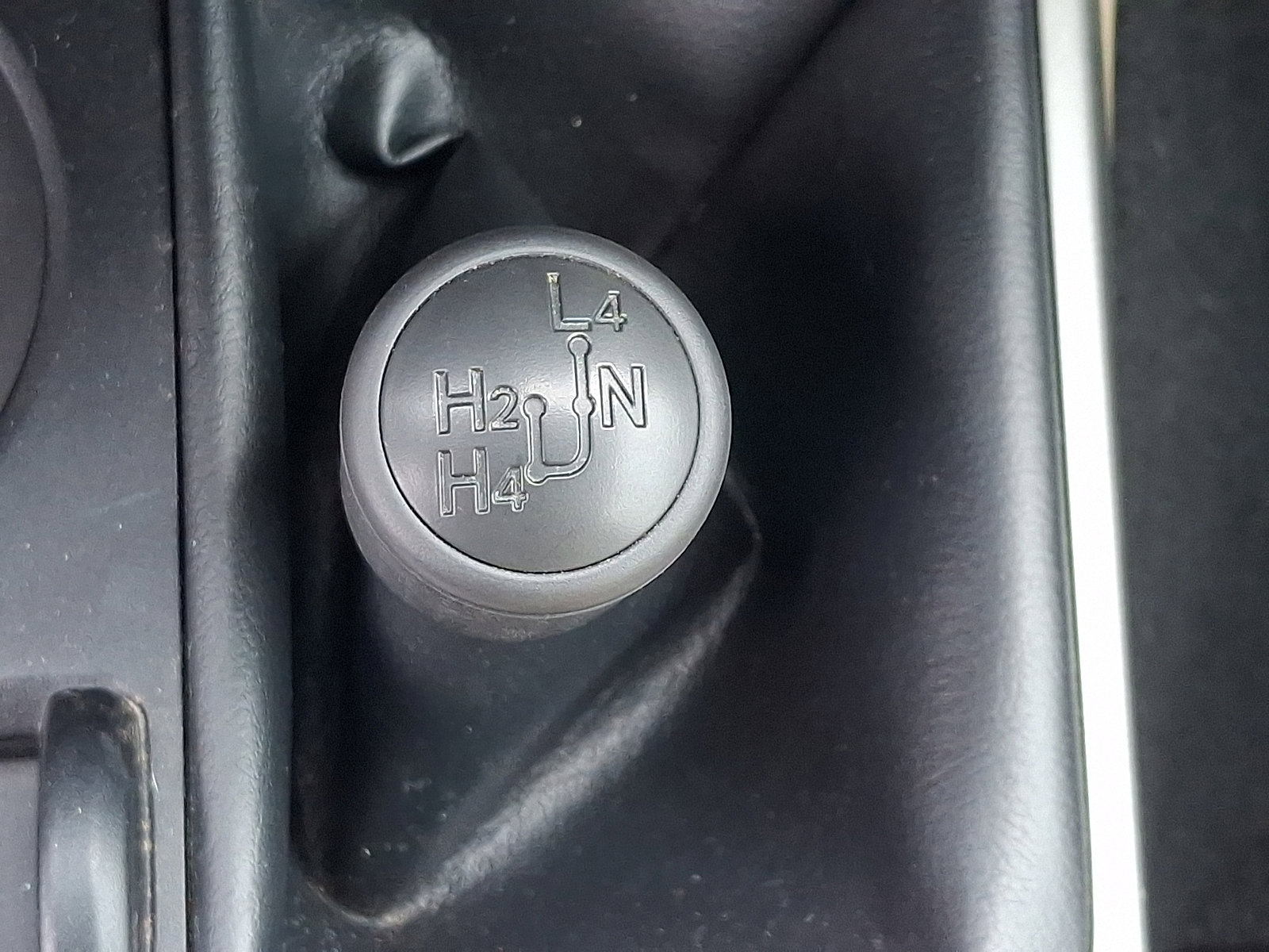 Used 2010 Toyota 4Runner SR5 image 29