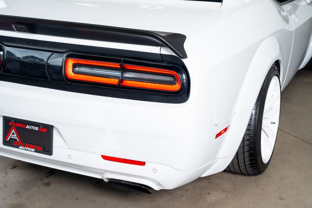 Used 2019 Dodge Challenger SRT Hellcat w/ Widebody Package RWD image 12