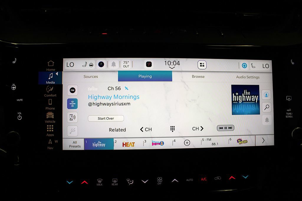 New 2027 Jeep Grand Cherokee Limited w/ MOPAR Finishing Package AWD/4WD image 16