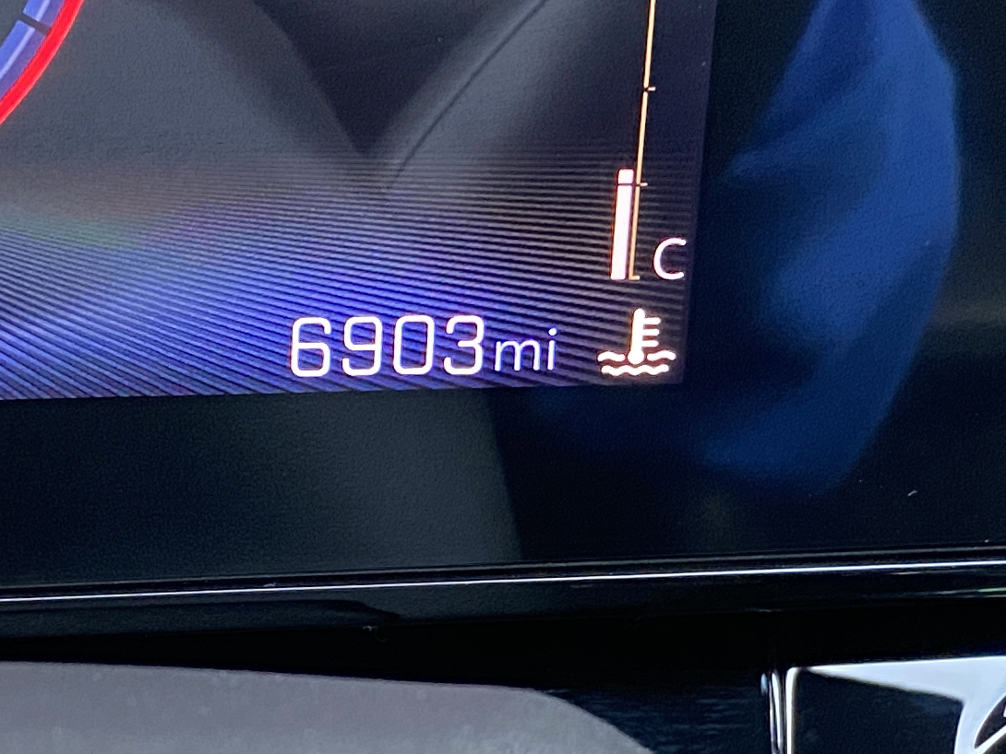 Used 2025 Chevrolet Trax RS image 22