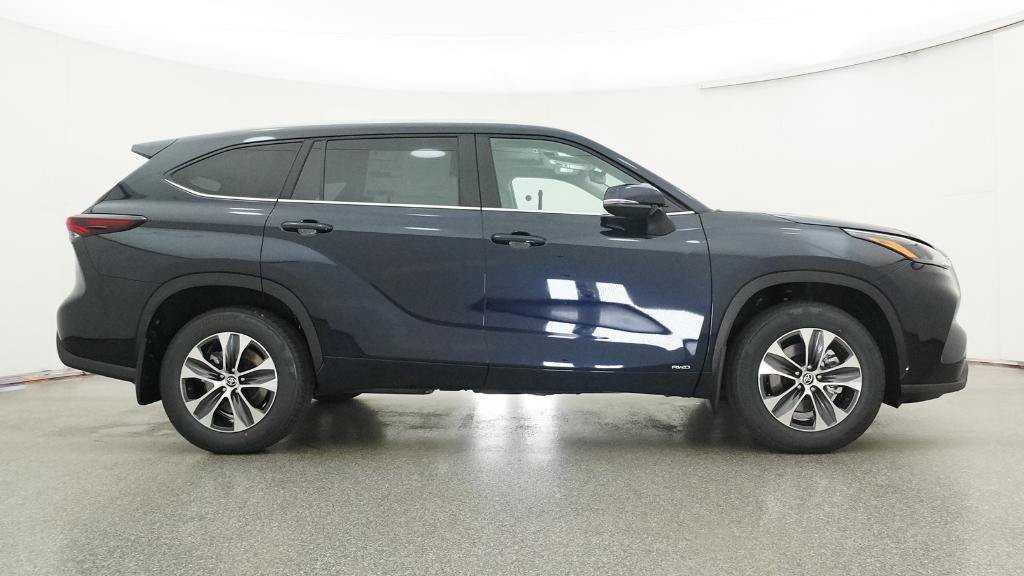 New 2026 Toyota Highlander XLE AWD/4WD image 30