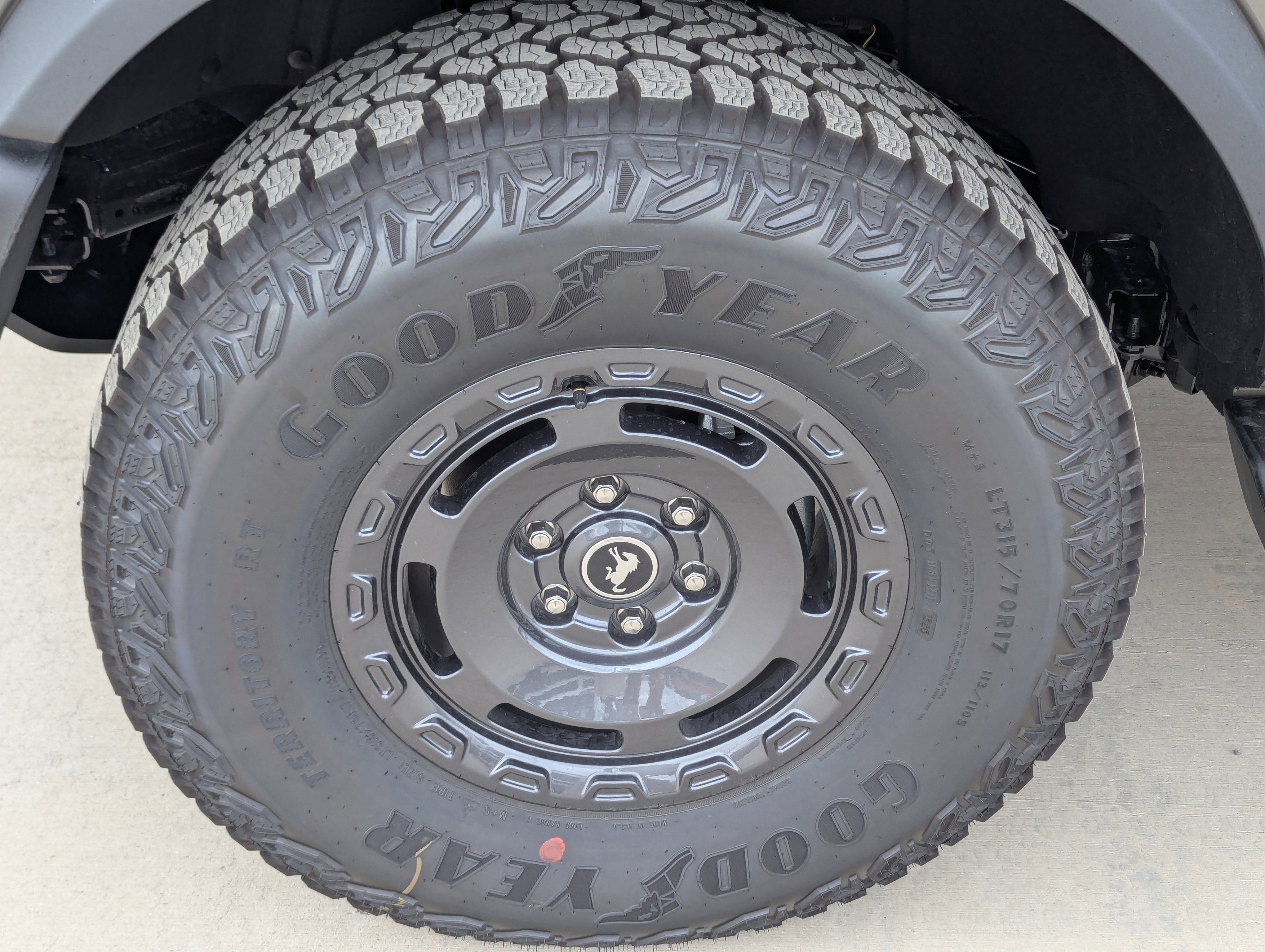 New 2025 Ford Bronco Outer Banks w/ Sasquatch Package image 7