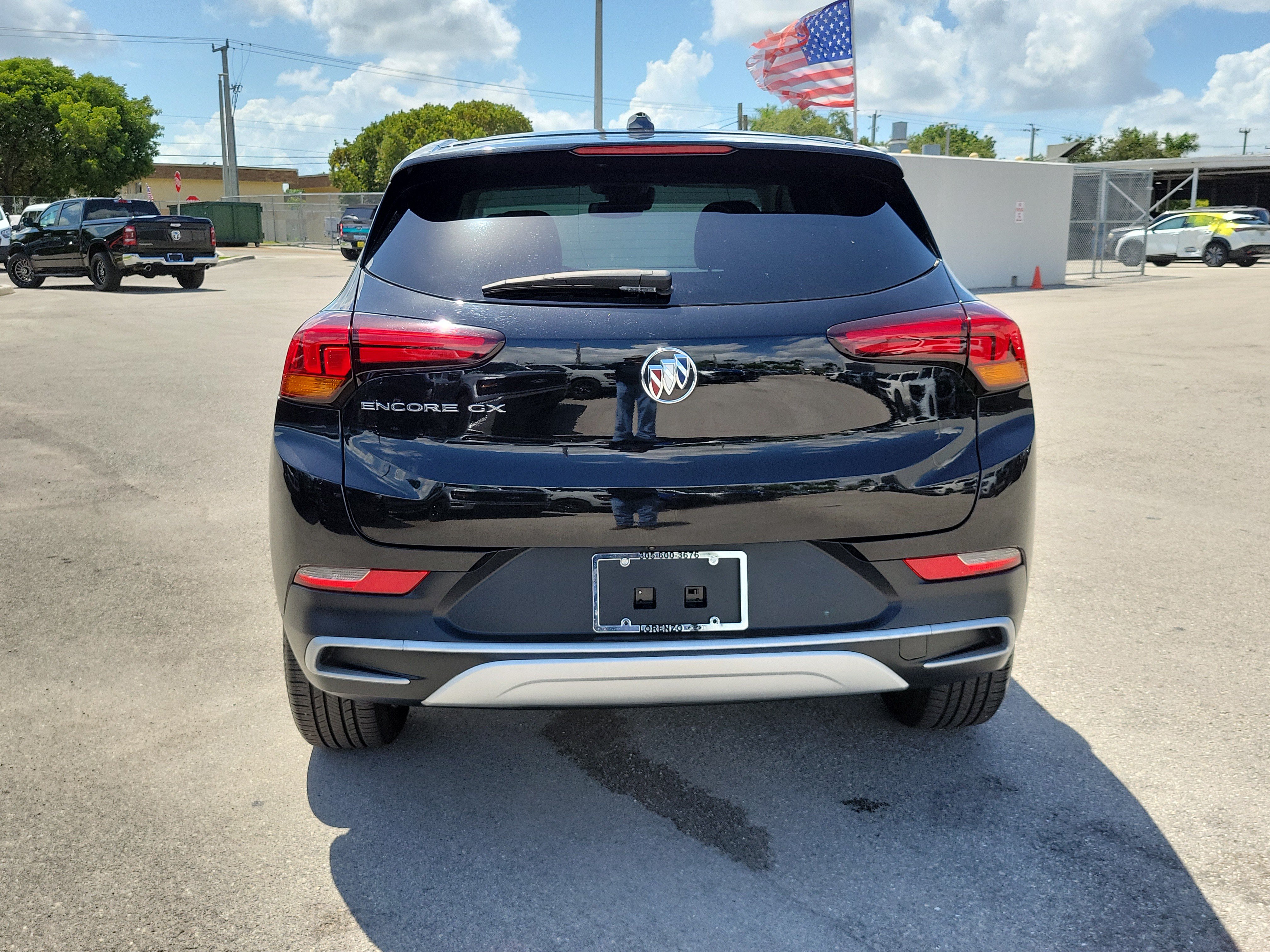 Used 2023 Buick Encore GX Preferred FWD image 6